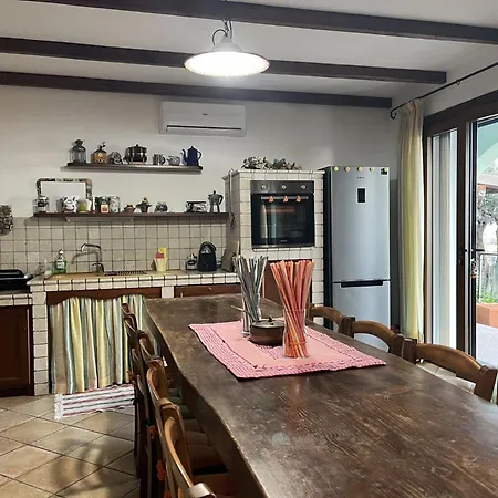 Casa Della Mimosa By Interhome